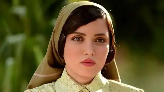 حس و حال غریب بهنوش طباطبایی در بین اجرای تئاتربهنوش طباطبایی : واژه نتوانستن  بی مفهوم ترین واژه عالم است...