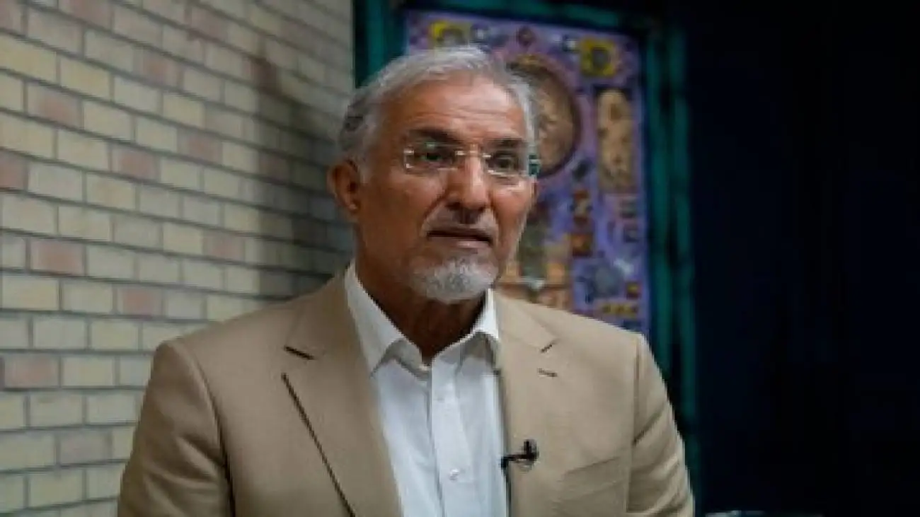 رد پای الیگارش بی وطن در آشفتگی های اقتصادی