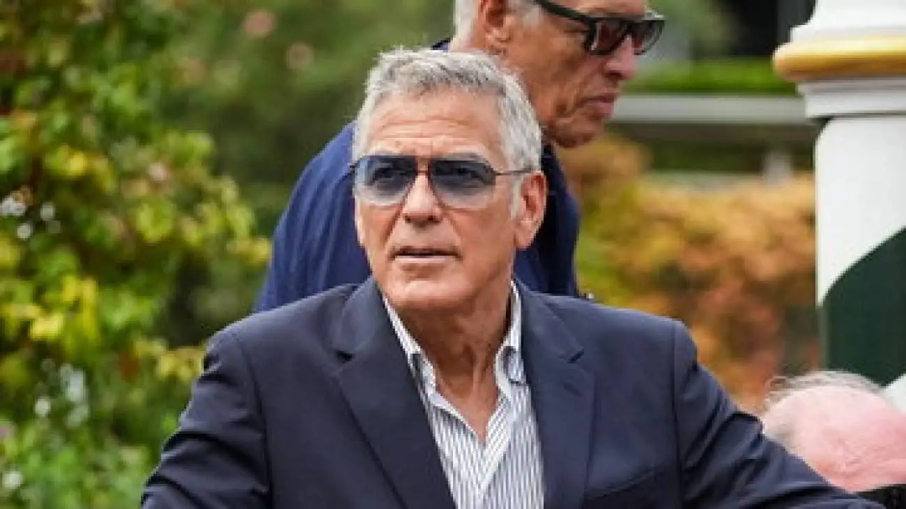 جورج کلونی پاسخی تند به حملات ترامپ داد: (باید آمریکا را دوباره بزرگ کنیم؛ از نوامبر آغاز می کنیم)