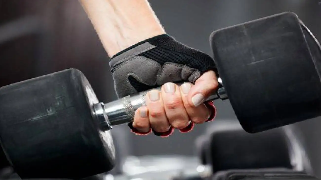 قوی بودن شکل جدید سلامت زنان است  -  چرا عضله سازی برای زنان مهم است؟