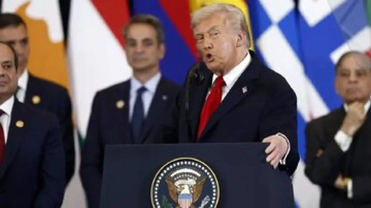 ترامپ: در حال گفت وگو با پوتین هستم