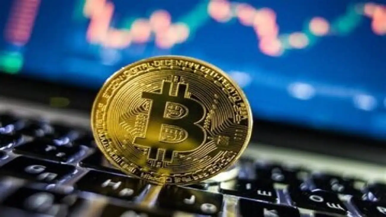 نوسان شدید در بازار رمزارزها؛ افت قیمت ها ادامه دارد