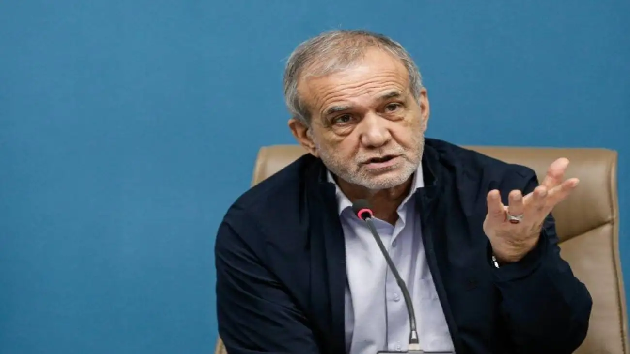 پاسخ صریح پزشکیان  به ترامپ در دیدار ارتشی ها  -  ویدئو