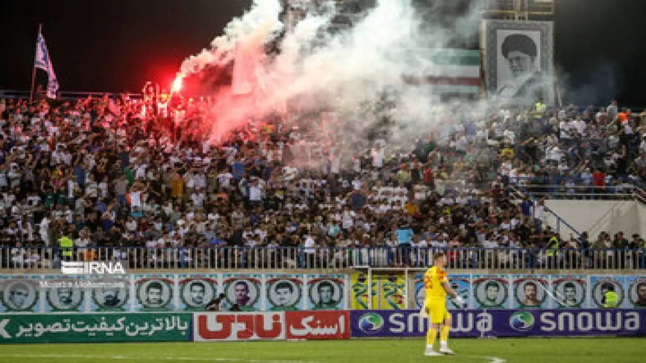 از این فوتبال توقع اخلاق نداشته باشید -  مدت هاست که دیگر حتی جریمه های آنچنانی تأثیری بر رفتارهای زشت فوتبالی ها ندارد