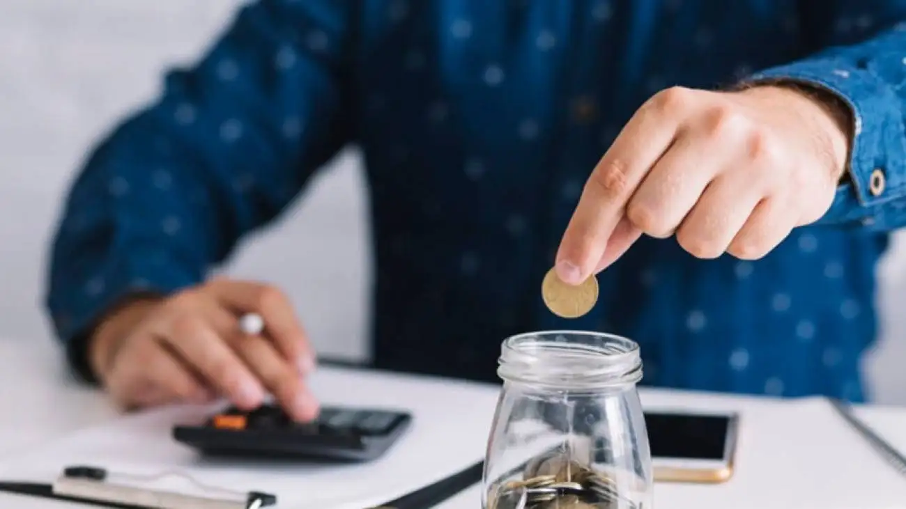 10 عادت افراد ثروتمند؛ راه حل های عملی برای رسیدن به موفقیت مالی