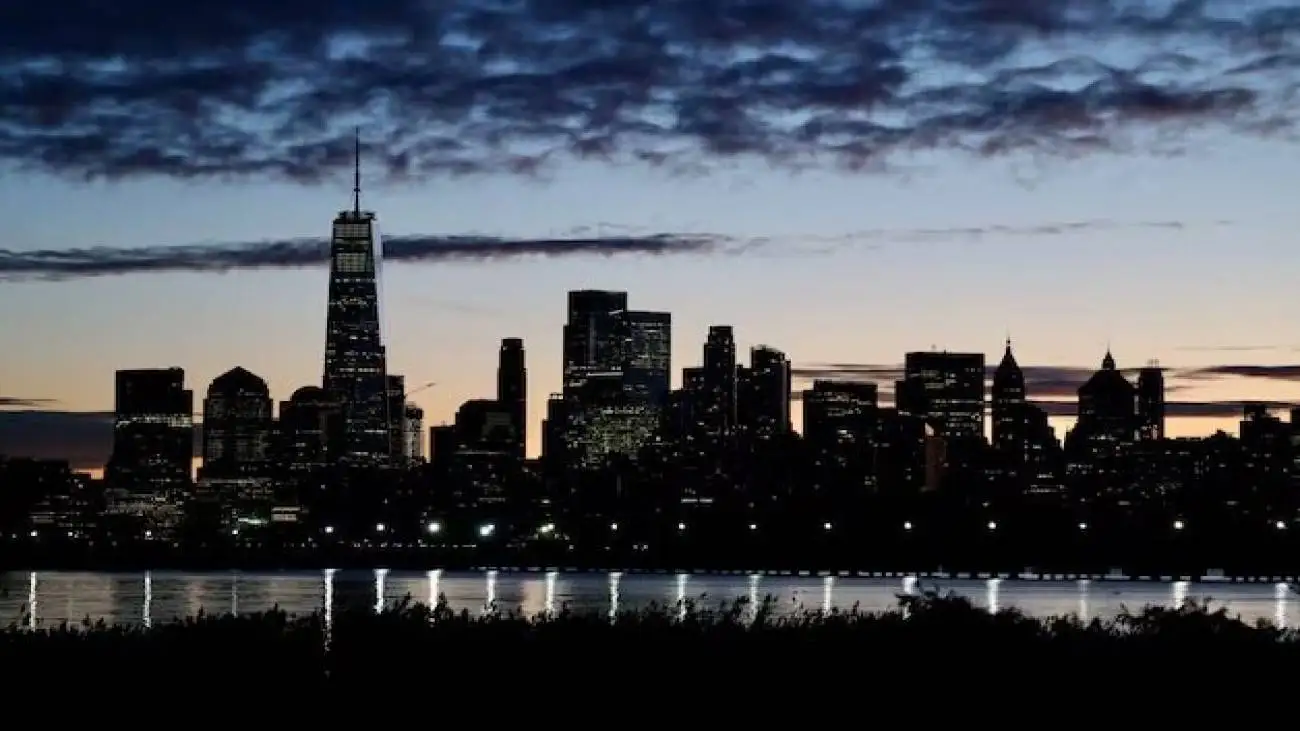 وابستگی آمریکا به چین برای توسعه زیرساخت ها