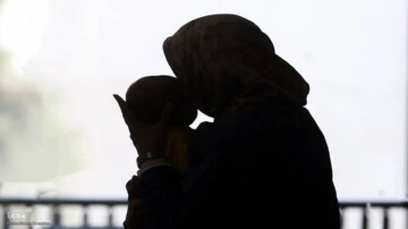 یک سوم فرزندخواندگی ها در ایران غیرقانونی است؛ اوج بحران در سال 1399