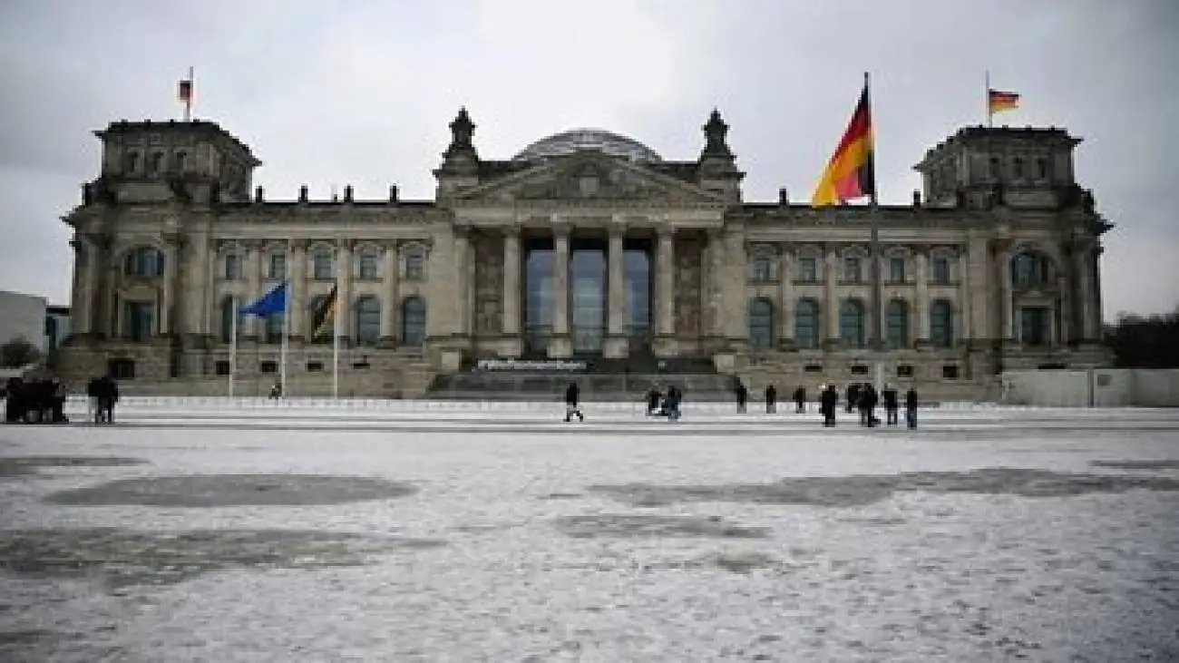 برلین: خواهان حل مسالمت آمیز تنش ها درباره ایران هستیم