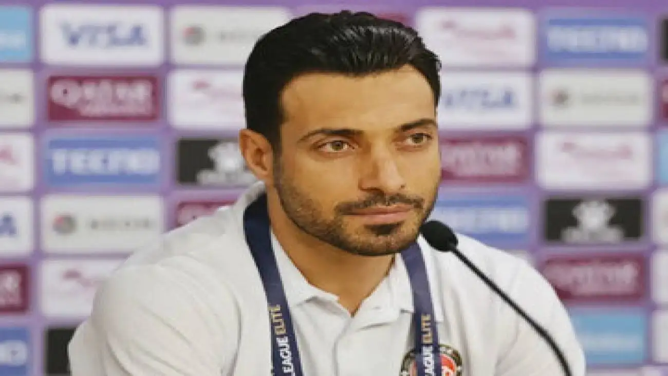 حمله دوباره شجاع به خیابانی؛ او یک دلقک است!