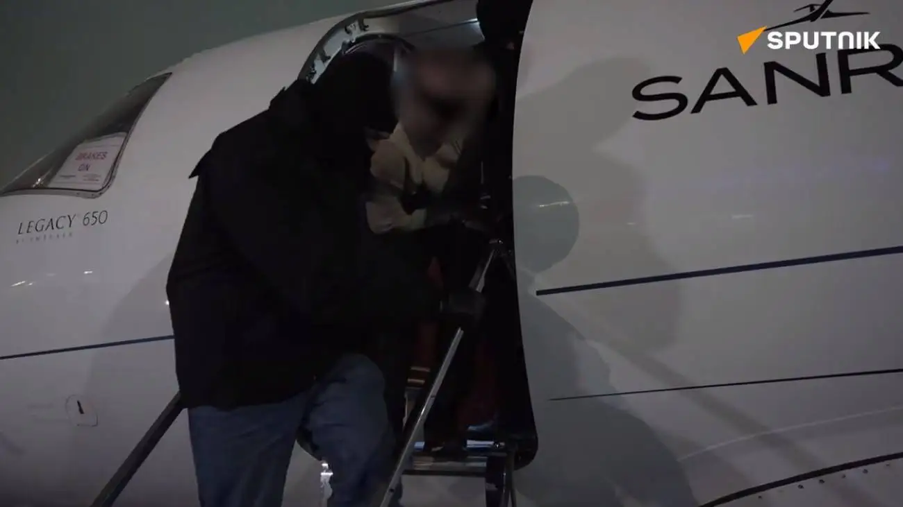 ویدیو  -  فرد مهاجم در سوء قصد به جان ژنرال الکسیف به روسیه تحویل داده شد