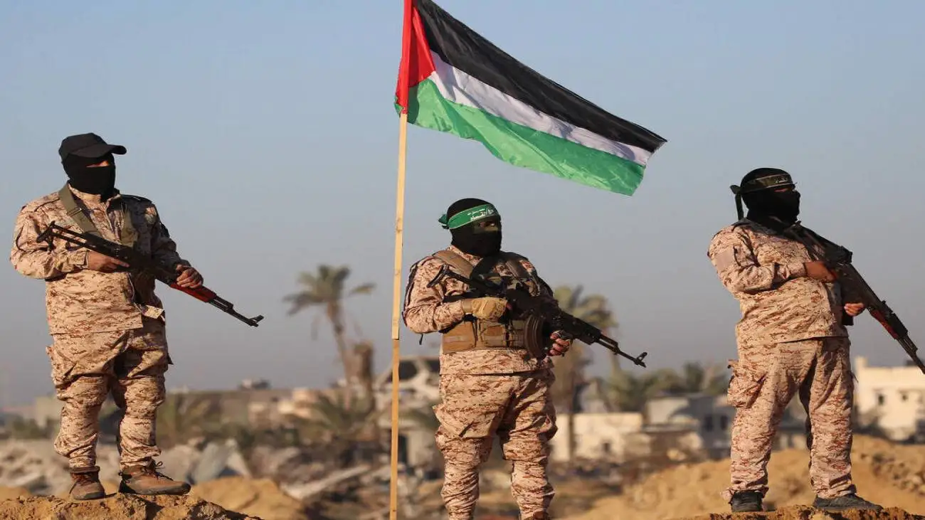 ایران در حال تسلیح دوباره حماس است  -  ایرانی ها به فرماندهی این سردار 10روز پس از ترور شهید نصرالله حزب الله را بازسازی کردند