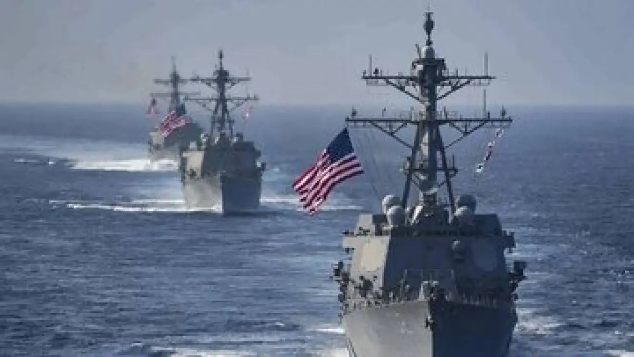 تصویر  -  استقرار سامانه های موشکی در سواحل ونزوئلا