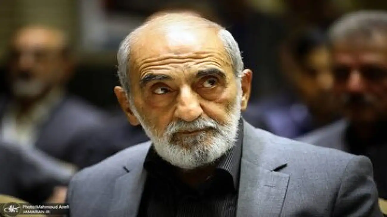 حسین شریعتمداری  در آستانه دور دوم مذاکرات ایران و امریکا : باید از npt خارج شویم!