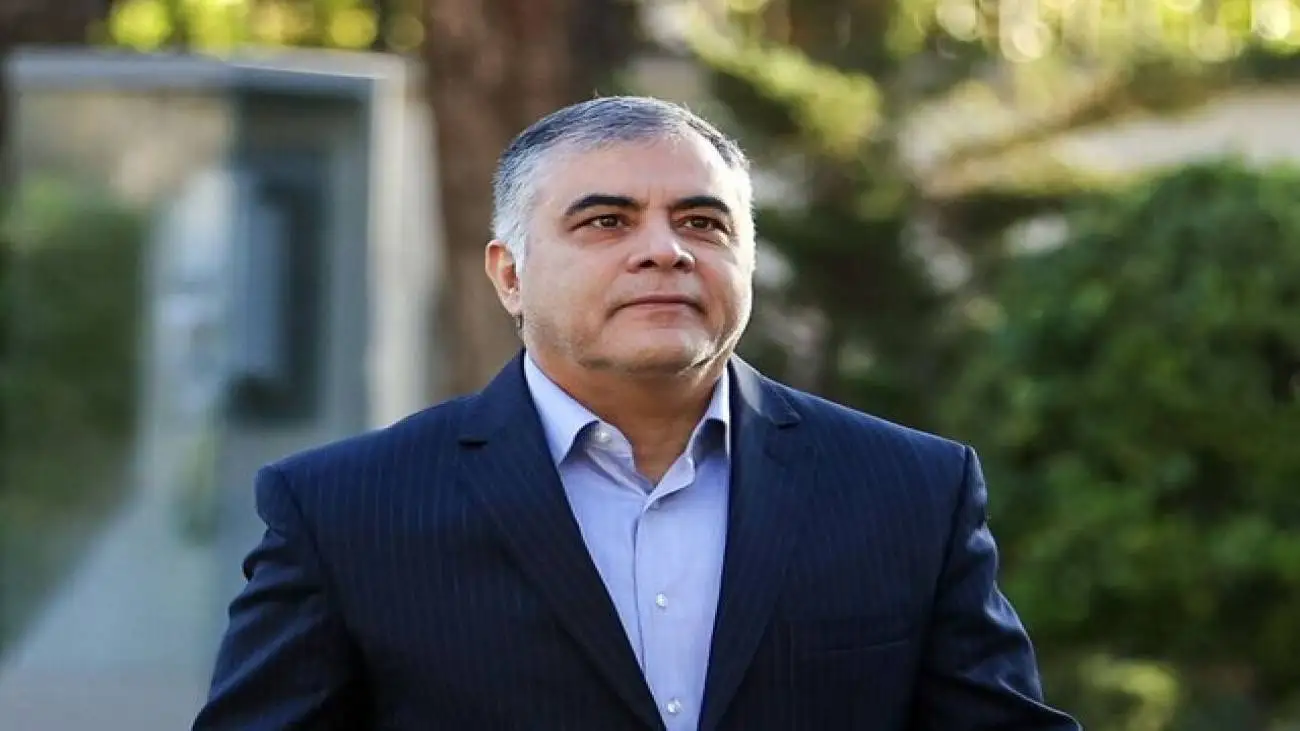 ماجرای بنزین ماشین رئیس جمهور از زبان وزیر نفت + ویدئو  -  هیچ شواهدی مبنی مخلوط کردن آب با بنزین نبود