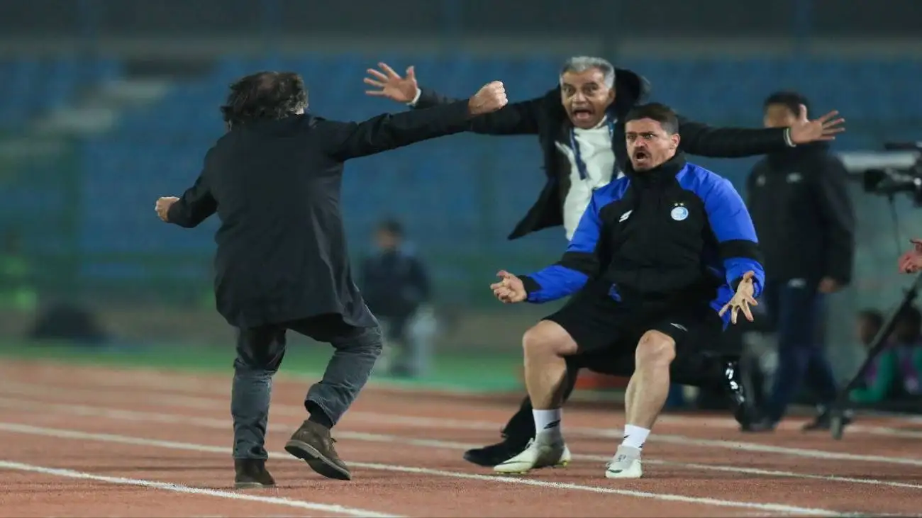 تصویر  -  وریا غفوری از یورگن کلوپ تقلید می کند!