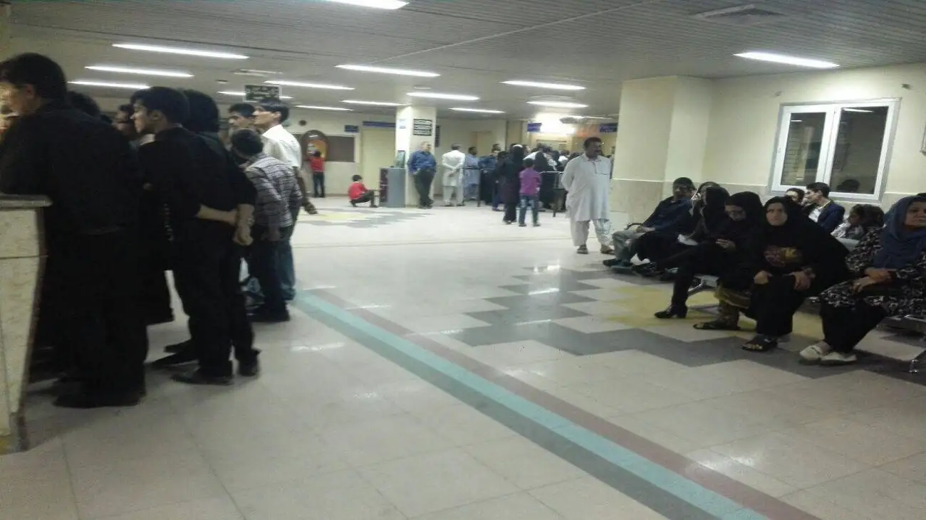 بحران نوبت گیری کی حل می شود؟  -  پای شکایت از پزشکی که زیرمیزی می گیرد، بایستید به شدت برخورد می کنیم