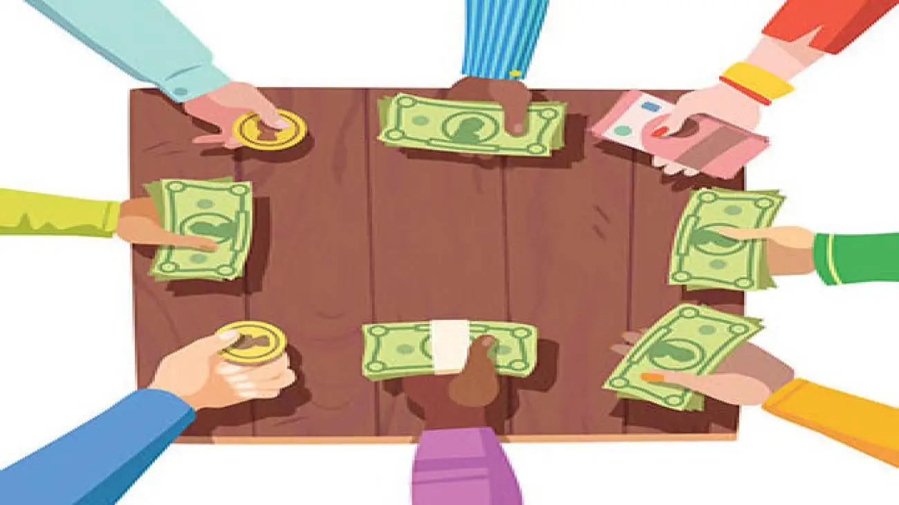 چرا صندوق های وام  خانگی جای بانک ها نشسته اند؟