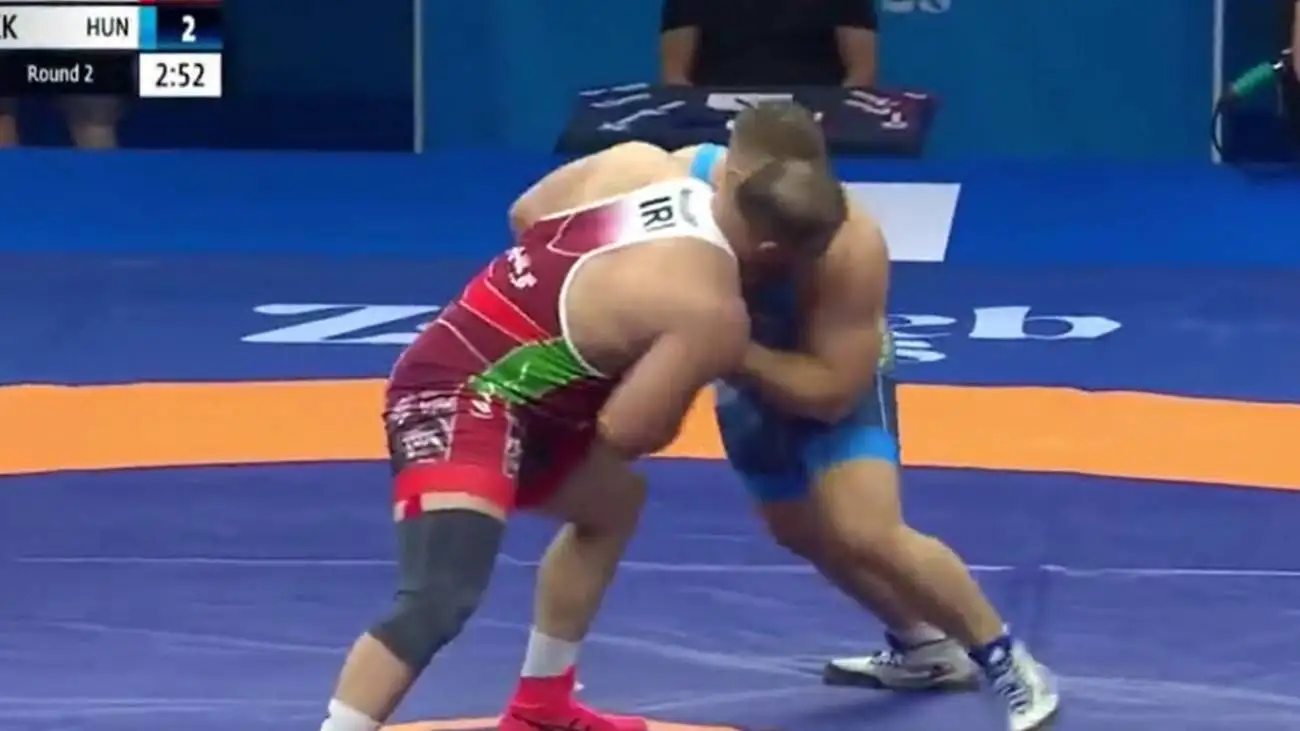 ویدیو  -  قهرمانی میرزا زاده؛ حریف مجارستانی مقهور قدرت نماینده ایران در وزن 130 کیلوگرم مسابقات قهرمانی جهان 2025