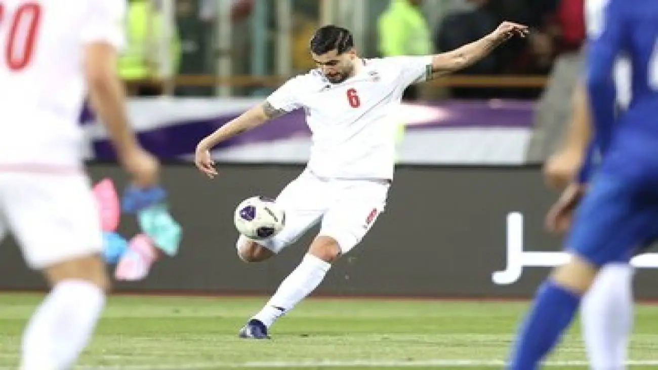 عکس -  دنیا برای ستاره تیم ملی ایستاد!