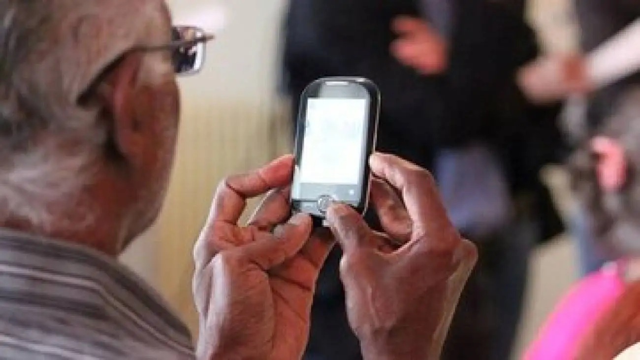 راهنمای نجات سالمندان از کلاهبرداری های تلفنی