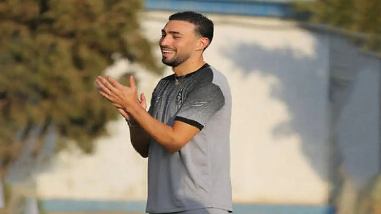 عکس -  رضایت منیر الحدادی از حضور در استقلال