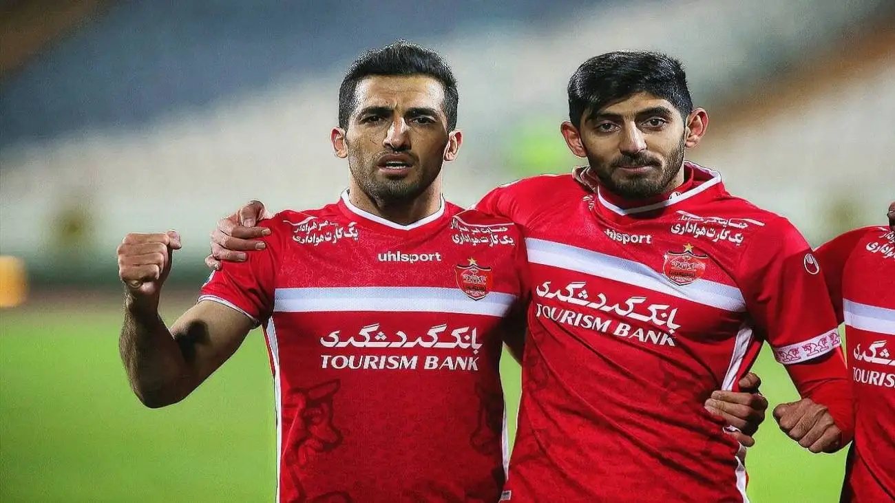 وحید امیری را می دهیم، مهدی  ترابی را می گیریم  -  معاوضه سال بین پرسپولیس و تراکتور؟  -  امیری مردی که اسکو چیچ برای خریدش لحظه شماری می کند