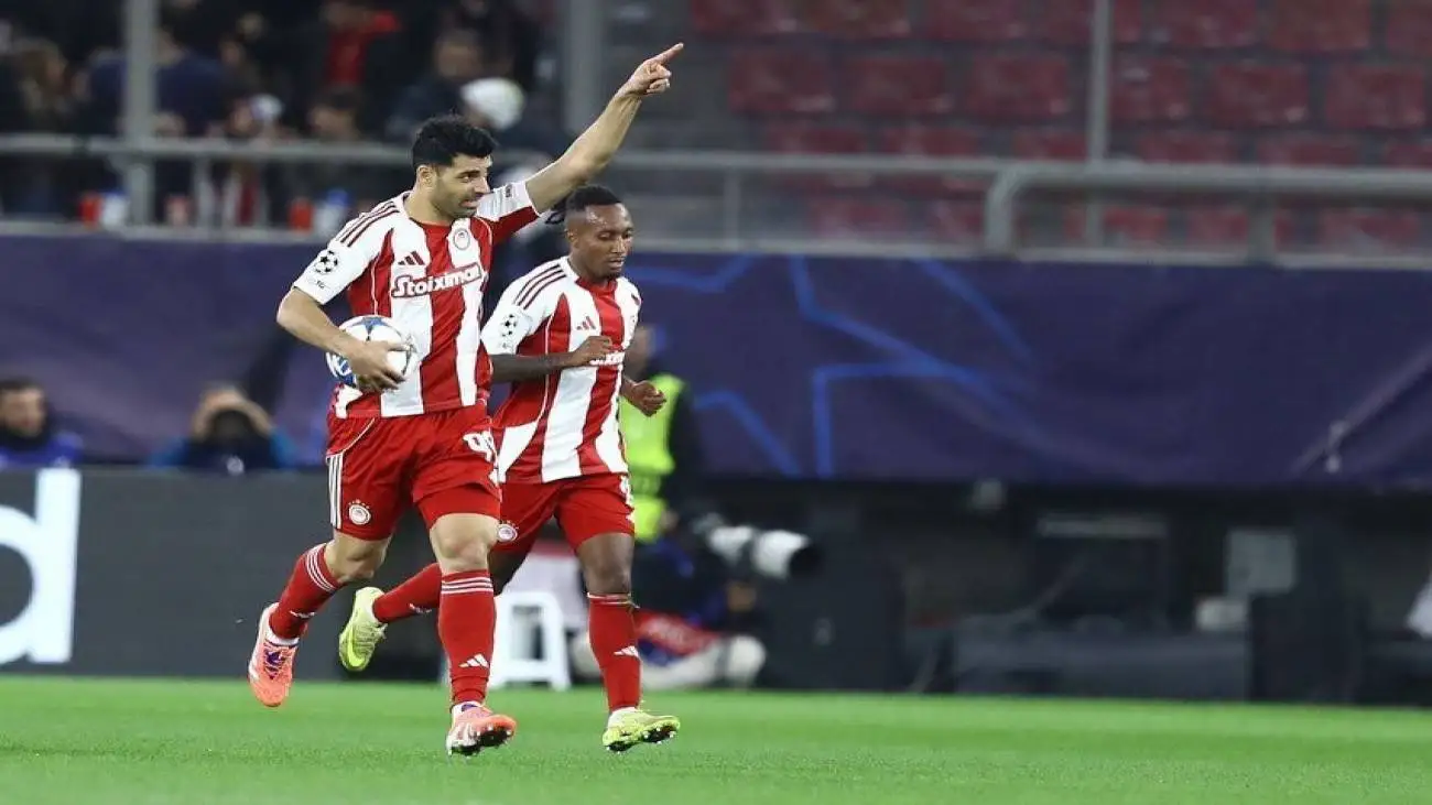 تصویر  -  سفر 12000 کیلومتری مهدی طارمی به قزاقستان