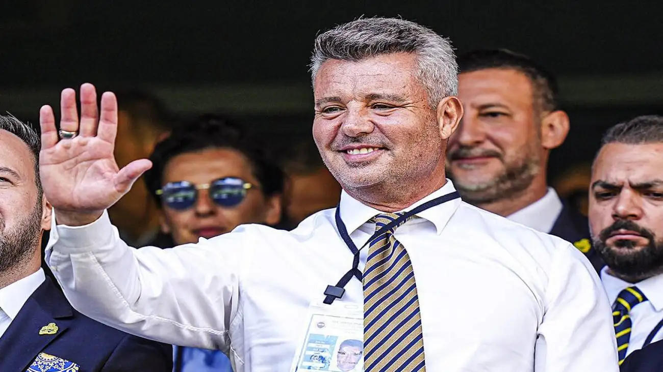 رابطه مخفی رئیس باشگاه فوتبال با خانم مجری و مصرف کوکائین