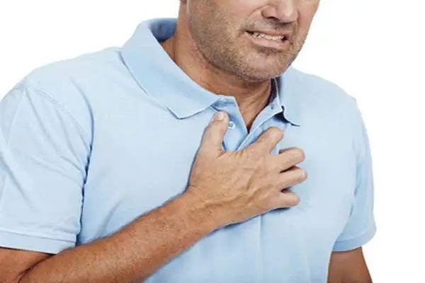 عواملی که باعث درد قفسه سینه می شوند