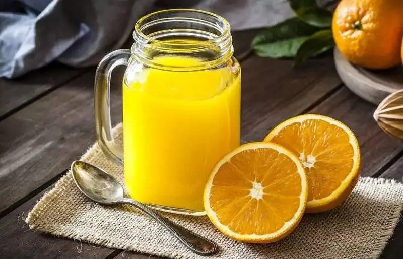 تاثیر شگفت انگیز این آب میوه بر ژن ها؛ از کاهش التهاب تا تنظیم فشار خون!