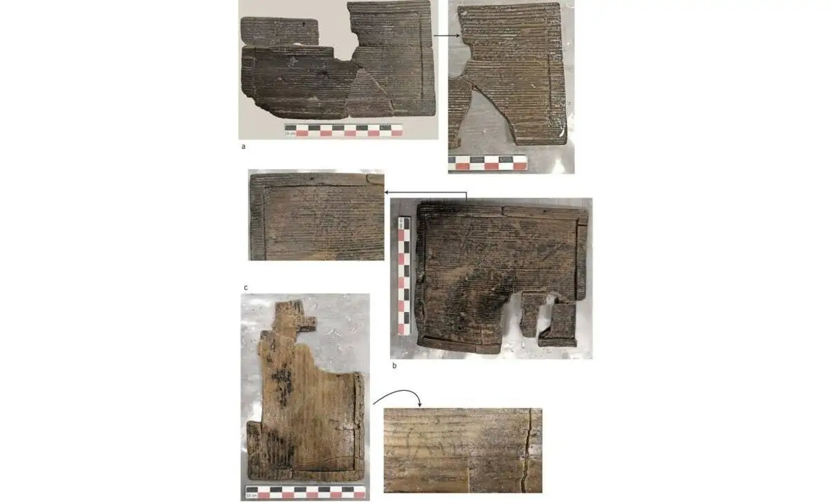 کشف سالم لوح ها و کفش های کودکان رومی پس از دو هزار سال!