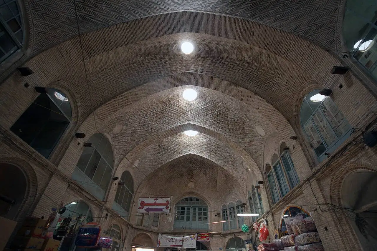 مرمت بازار اراک با کمک بازاریان - بازار 200 ساله در مسیر جهانی