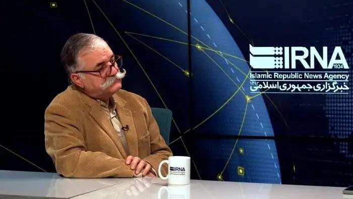 سیاست ثابت، نیاز اصلی جشنواره جهانی فیلم فجر - از سینماگران خارجی پخش فیلم یاد بگیریم