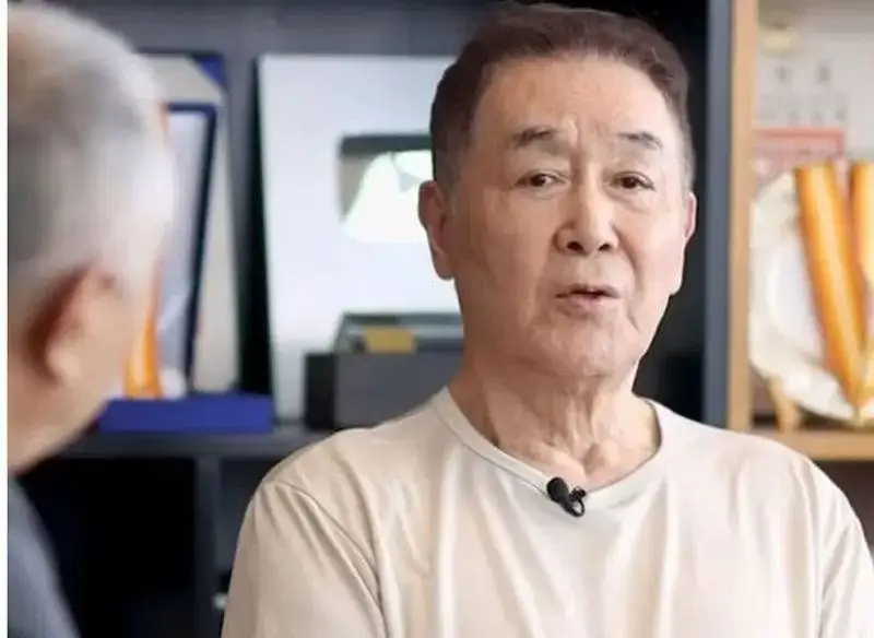 عکس سفر در زمان - تسو امپراتور بادها در سن 76 سالگی