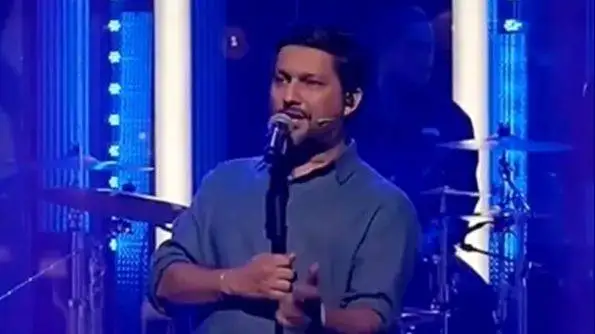 فیلم آواز باشکوه حامد بهداد - راک خواندن قدرتمند حامد بهداد که رو نکرده بود همچین استعدادی بلده ...