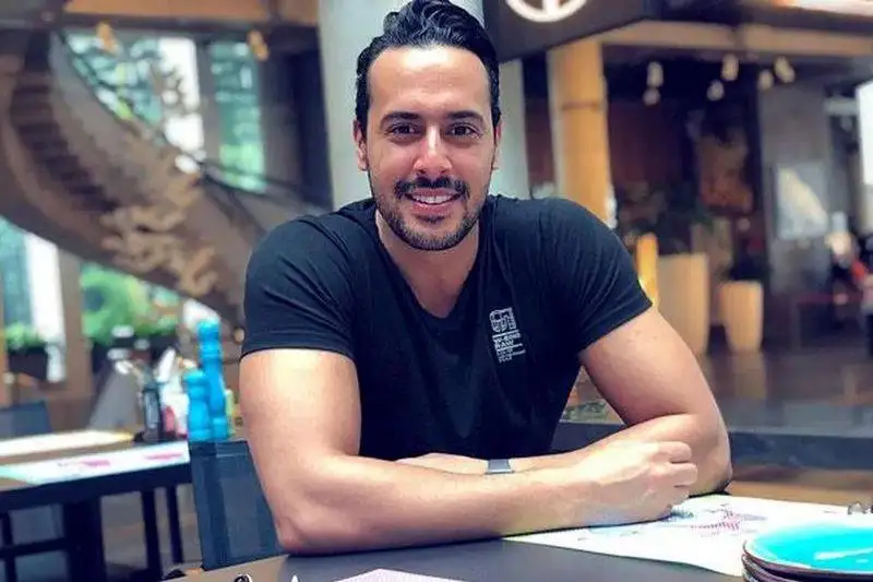 بیوگرافی ایلیا کیوان بازیگر نقش عرشیا "سریال شغال" از مدلینگ تا بازیگری و صداپیشگی