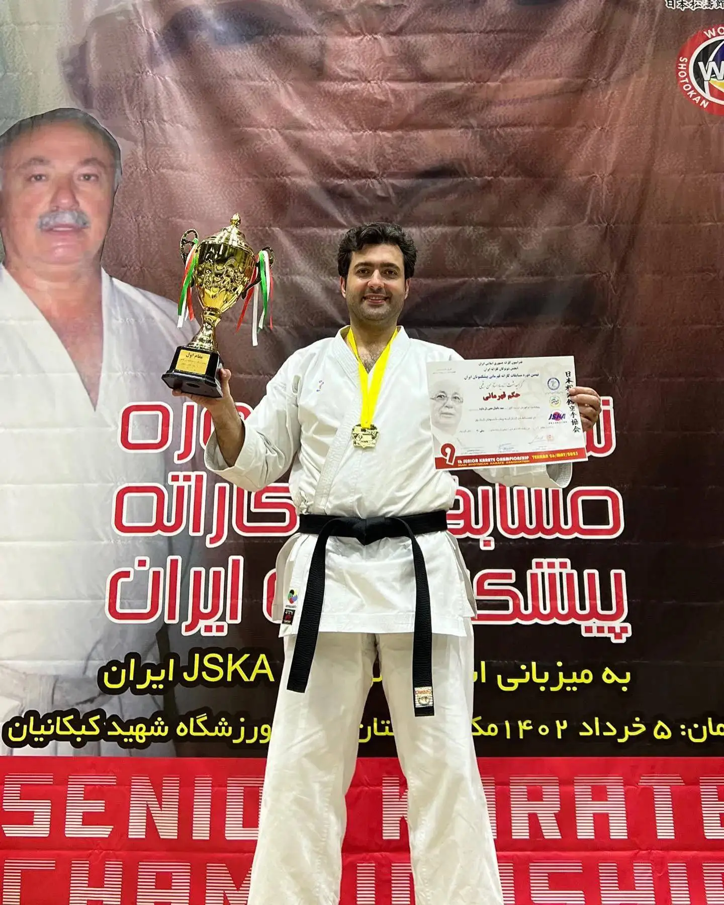 تصاویر و بیوگرافی سید دانیال معین آل داوود گوینده خبر خوش چهره صدا و سیما