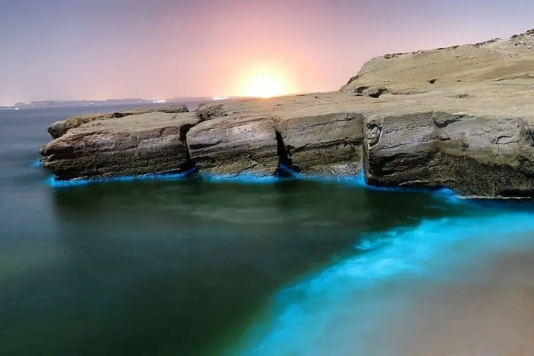 ساحل نقره ای؛ فیروزه ای درخشنده و زیبا در هرمز