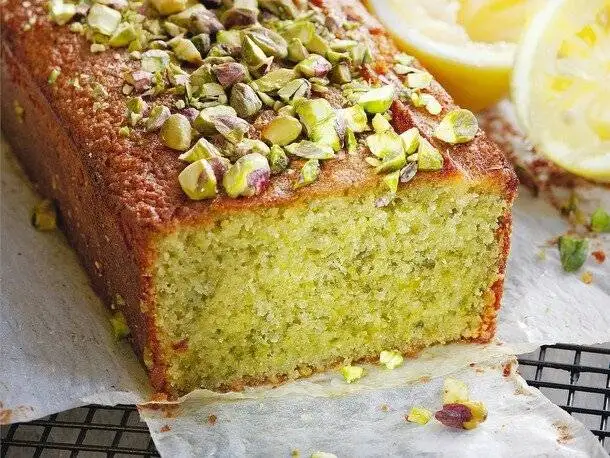 پاند کیک پسته ای؛ عصرانه ای خوشمزه و دلپذیر با طعم و عطر پسته