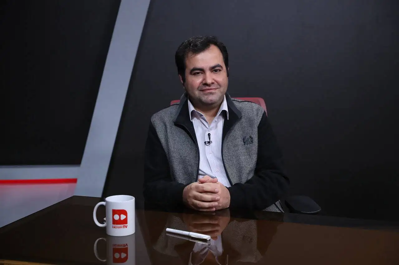 چهره های سیاسی در قاب مستندسازان - از محاکمه آزادی تا عبای سوخته