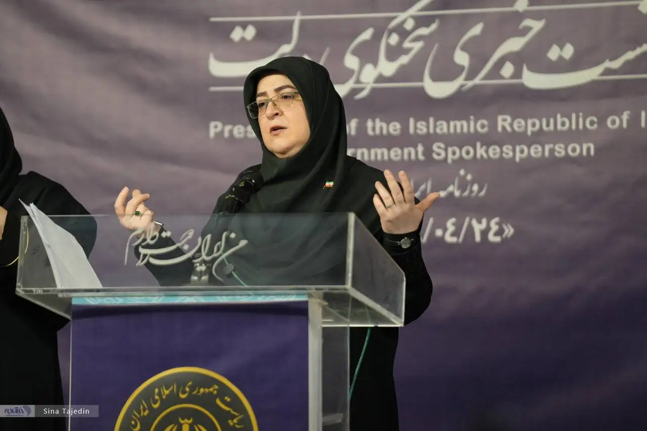 گزارش تصویری - جلسه خبری سخنگوی دولت در روزنامه ایران