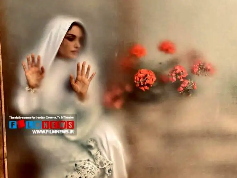 دلنوشته ای که بازیگر نقش (زری) در سریال (سووشون) برای این کاراکتر نوشت؛ بهنوش طباطبایی : زری نماد مام وطن است که به سوگ فرزندانش نشسته ...