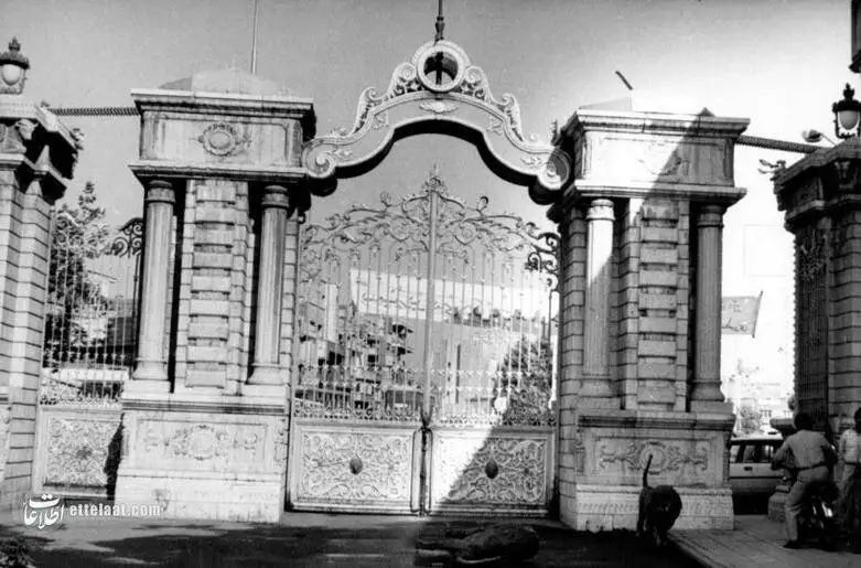 تصاویر دیده نشده از میدان بهارستان؛ از 168 سال قبل تا امروز