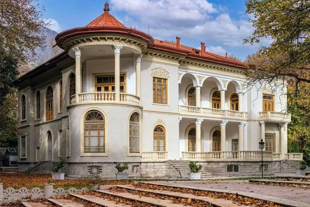 پاییز در باغ موزه های تهران - 5 مقصد جذاب برای تهرانگردی آخرهفته