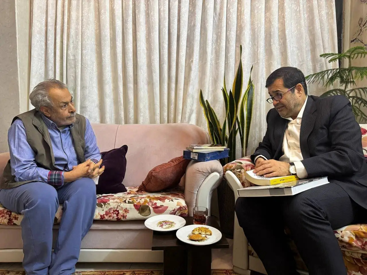 عیادت وزیر ورزش و جوانان از ابراهیم افشار