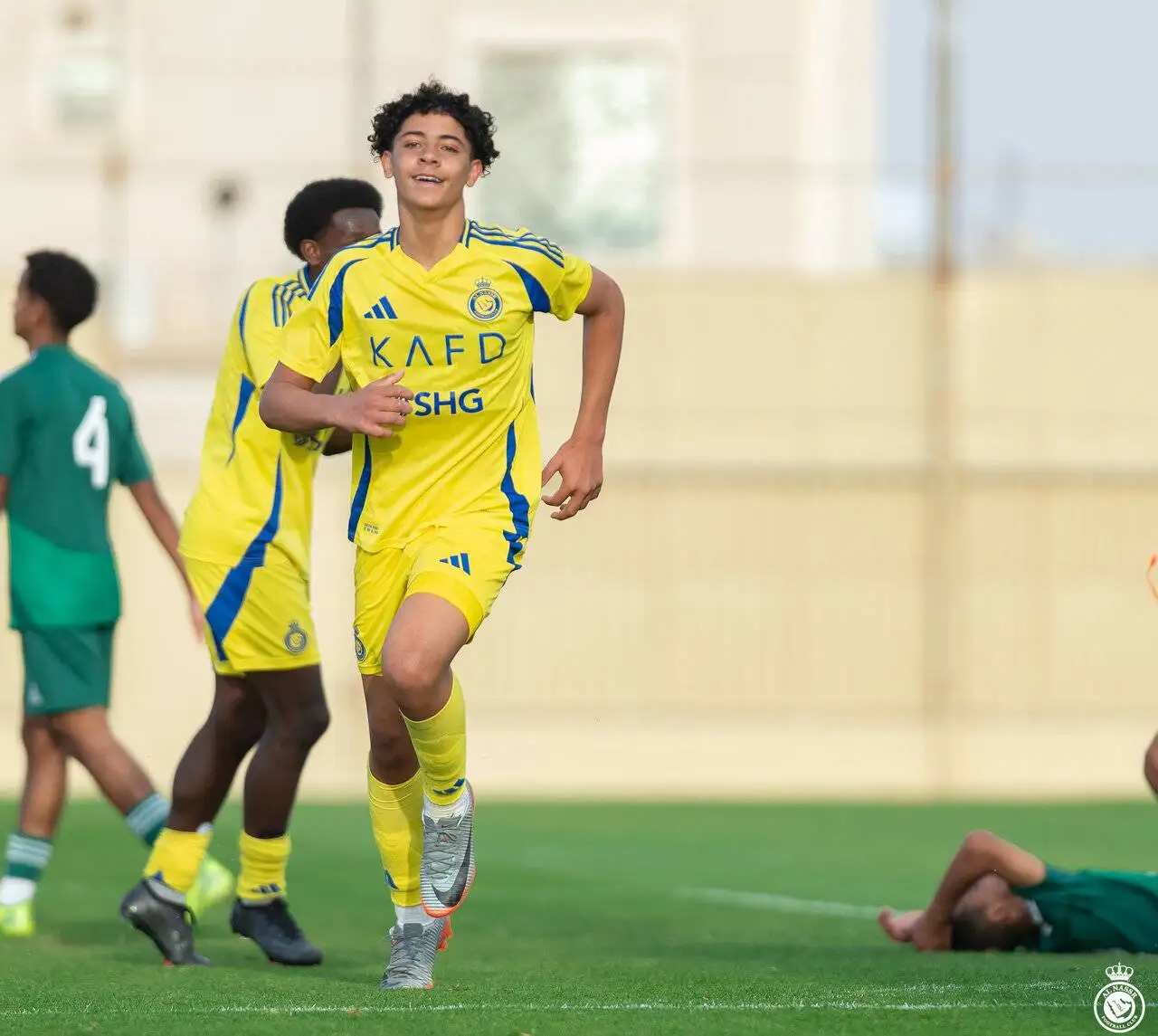تصویر - واکنش رونالدو به درخشش پسرش با لباس النصر