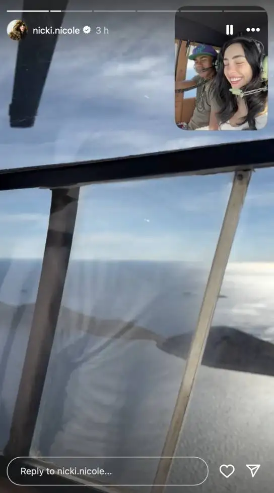 عکس - لحظات عاشقانه یامال و نیکول در آسمان!