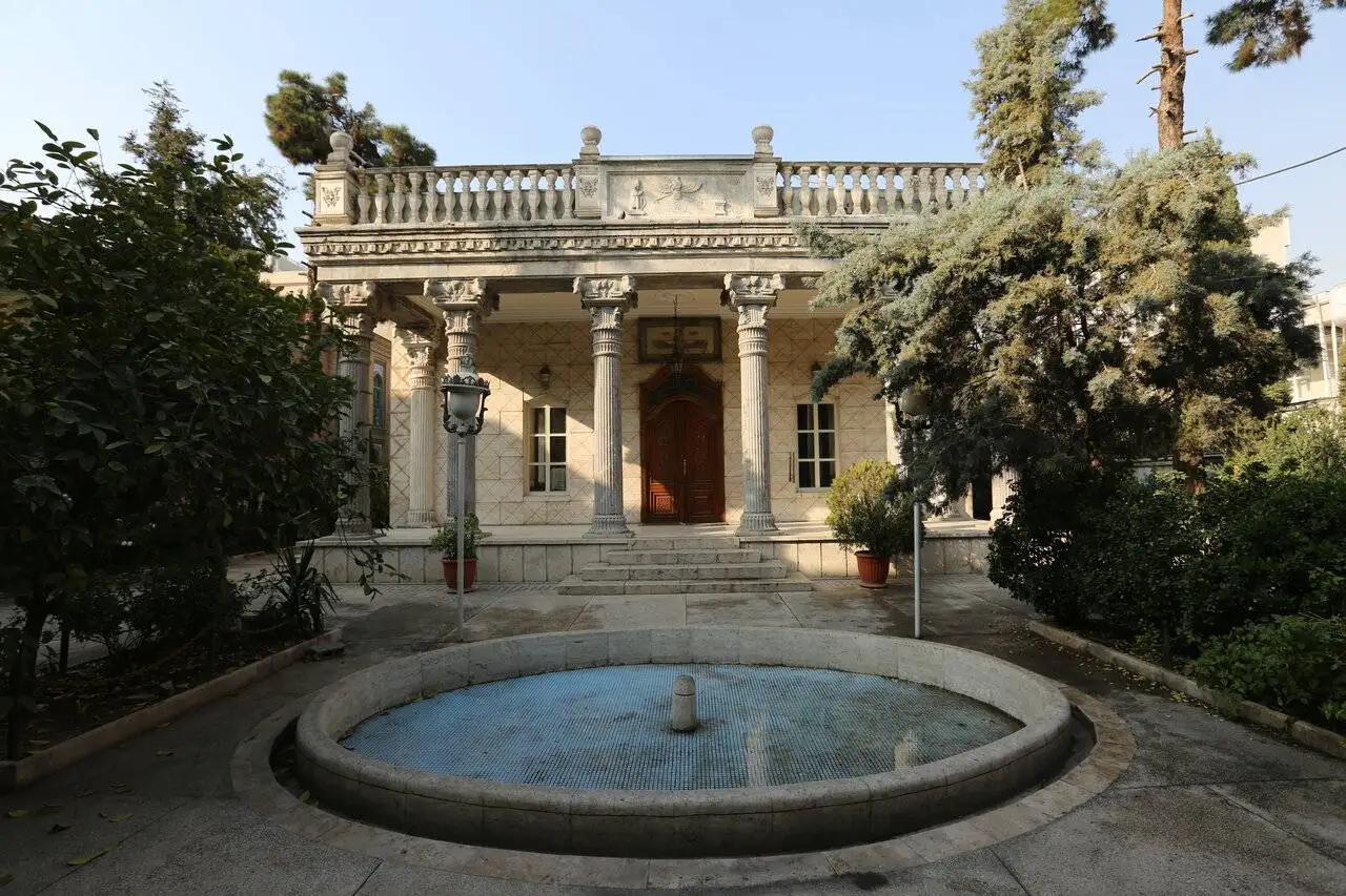 خیابان آشتی کنان ادیان