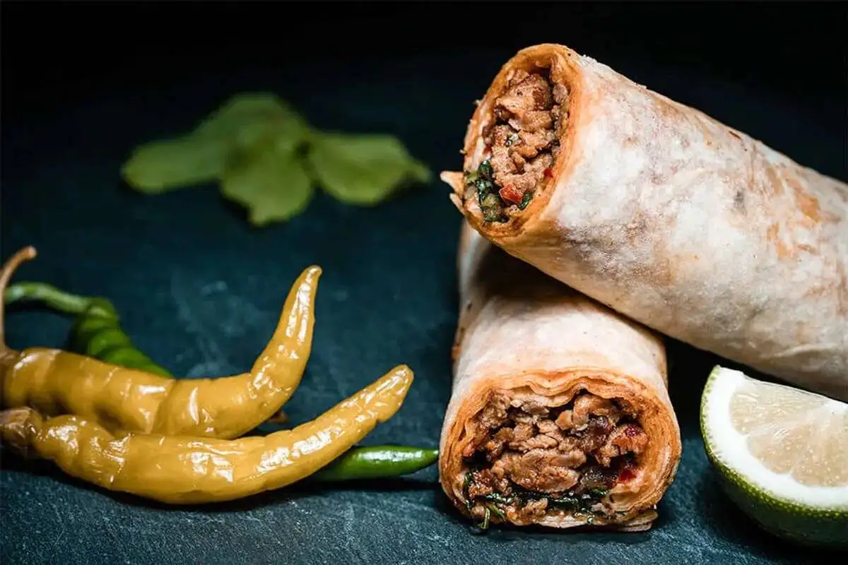 تانتونی ترکیه را چگونه درست کنیم؟ ؛ روش تهیه ساندویچ معروف ترکیه ای