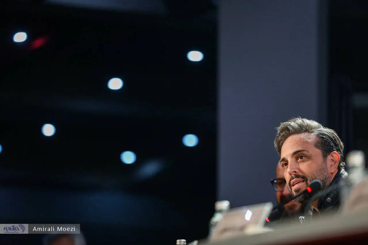 تصاویر - از بغض و ناراحتی تا ماجرای کاهش وزن آقای بازیگر؛ فتوکال و جلسه خبری فیلم سینمایی (پل) در جشنواره فجر